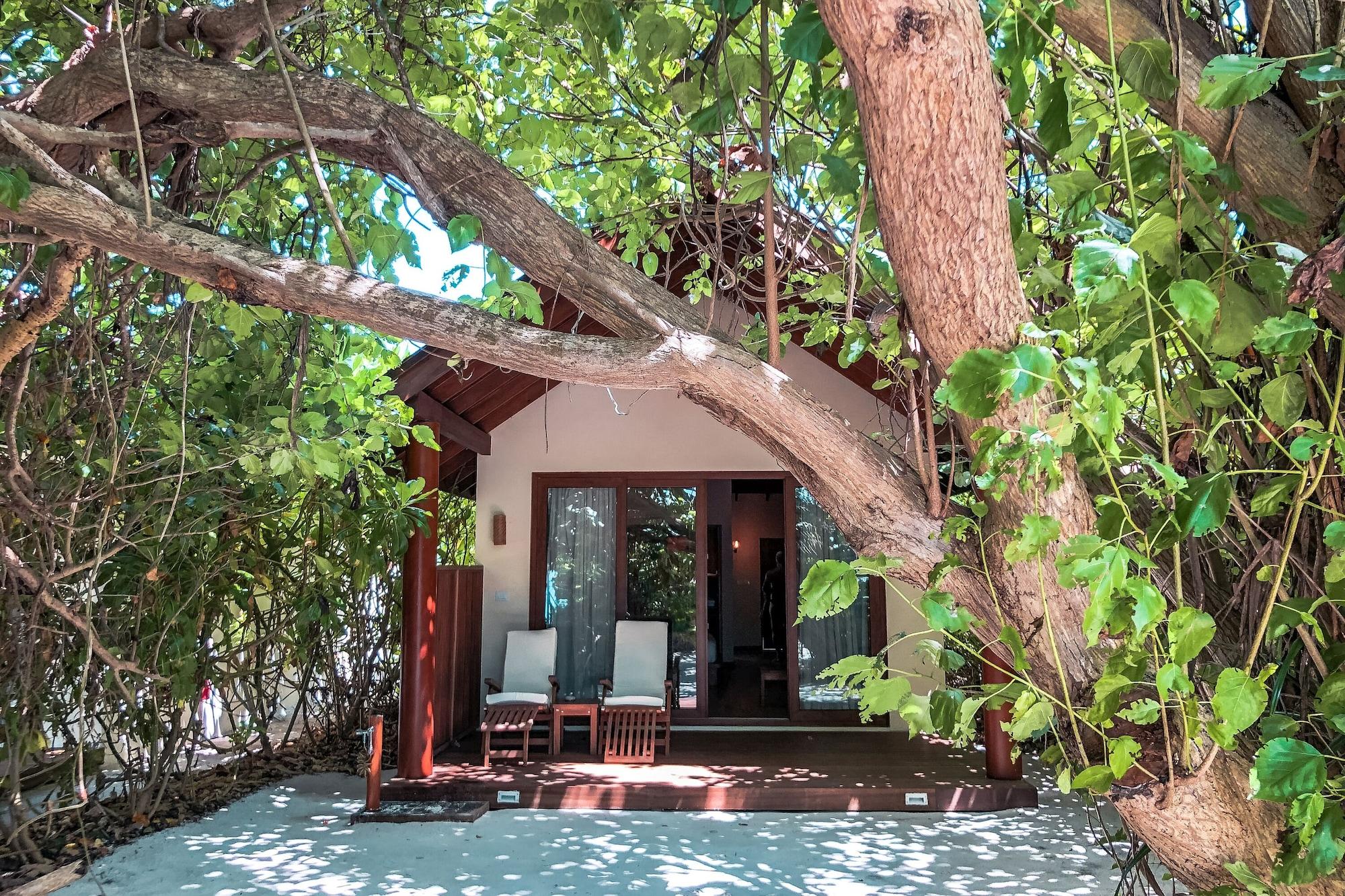 Reethi Faru, Bio Luxury