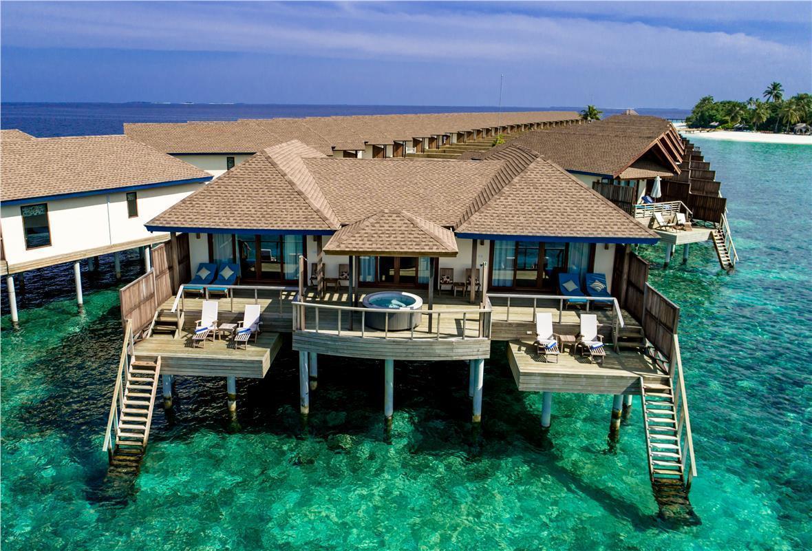 Reethi Faru, Bio Luxury 5*