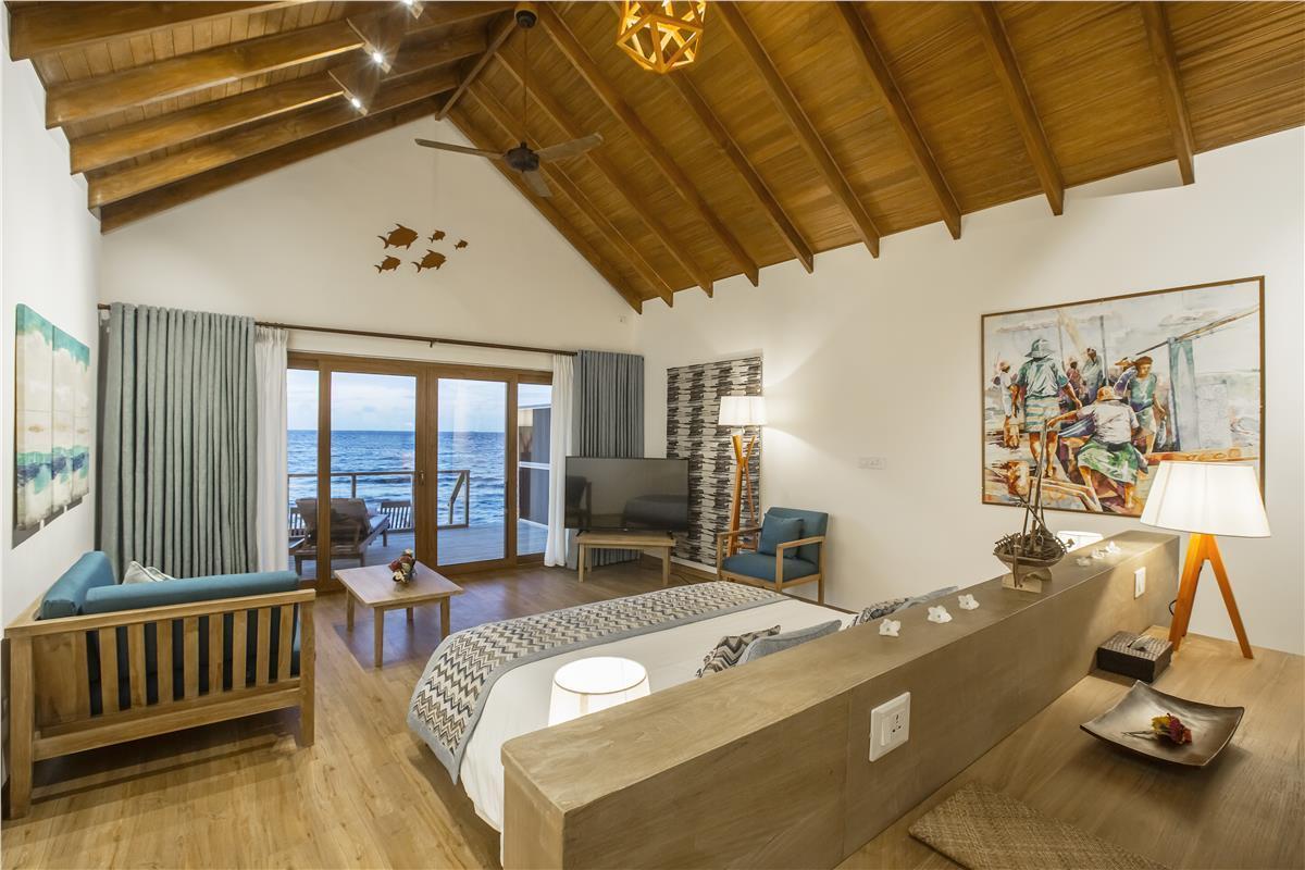 Reethi Faru, Bio Luxury 5* Meedhoo (Raa Atoll)
