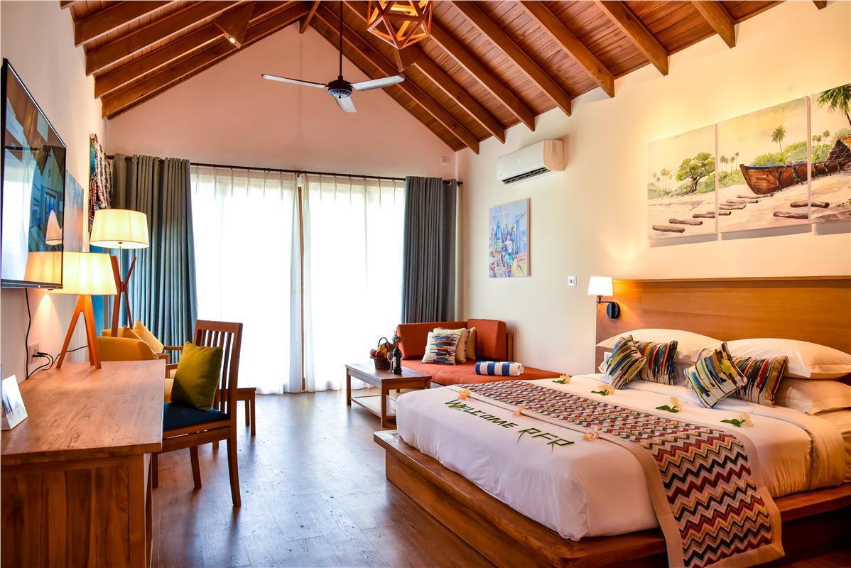 Resort Reethi Faru, Bio Luxury Meedhoo (Raa Atoll)