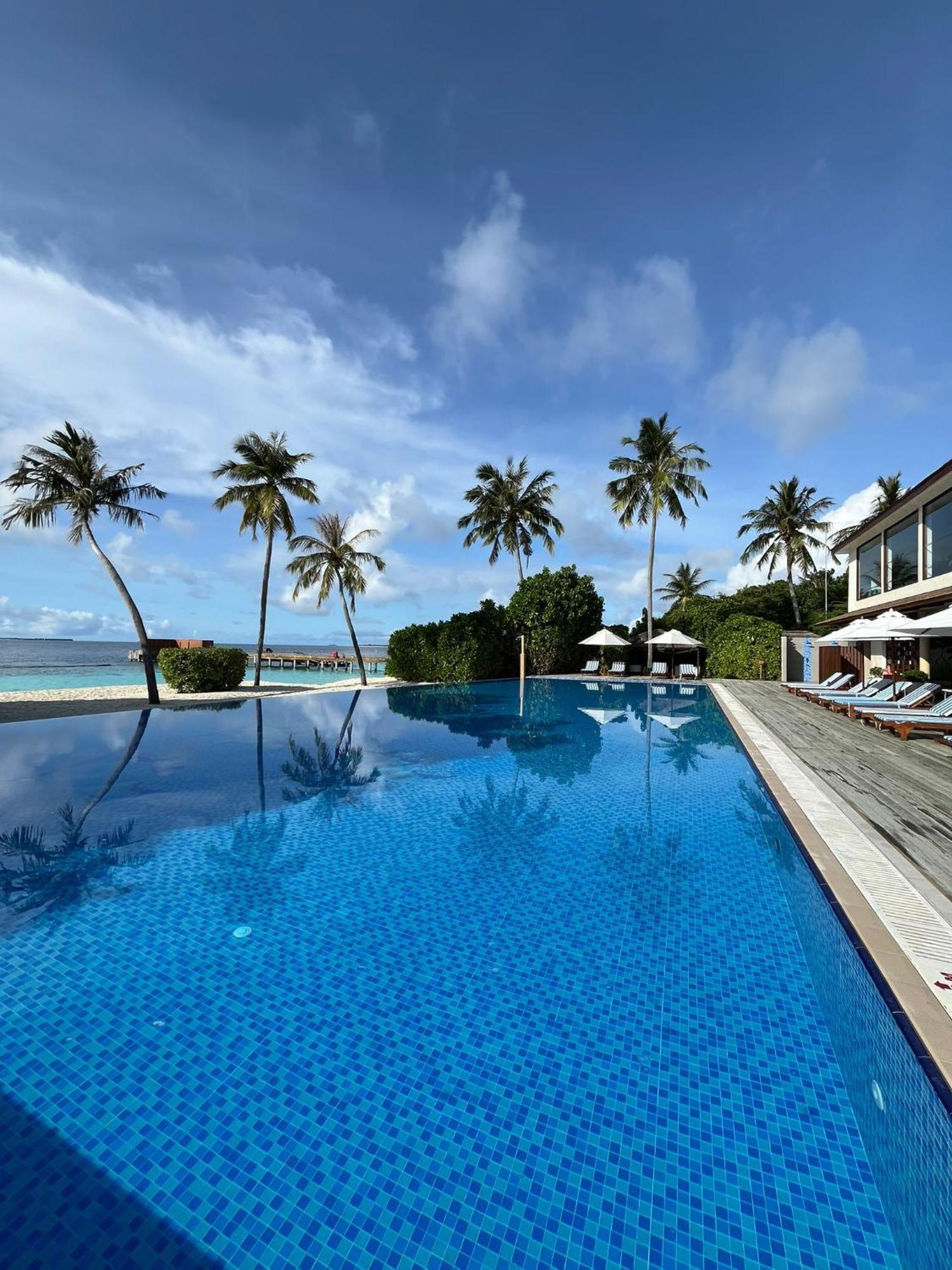 Reethi Faru, Bio Luxury 5* Meedhoo (Raa Atoll)